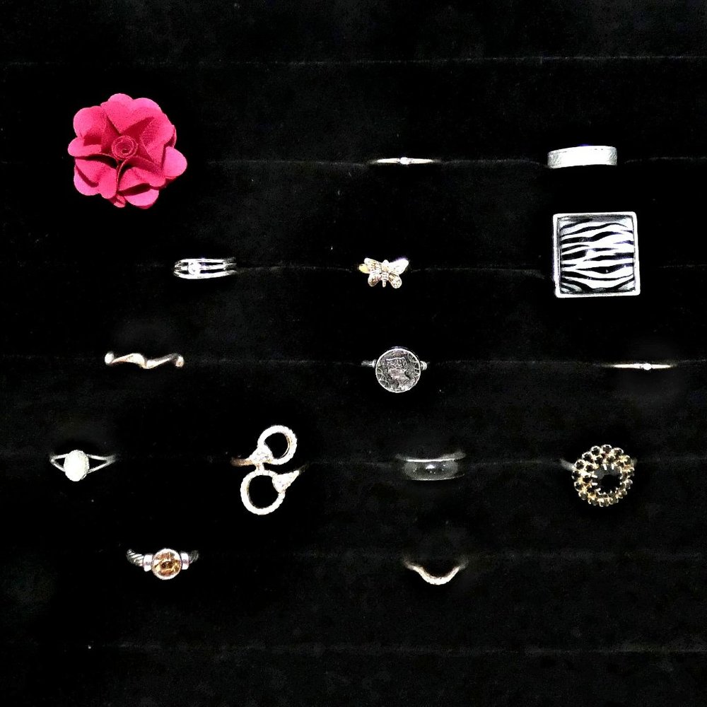 Vintage Costume Ring Lot - Silver & Gold Tones - Picture 2 of 5